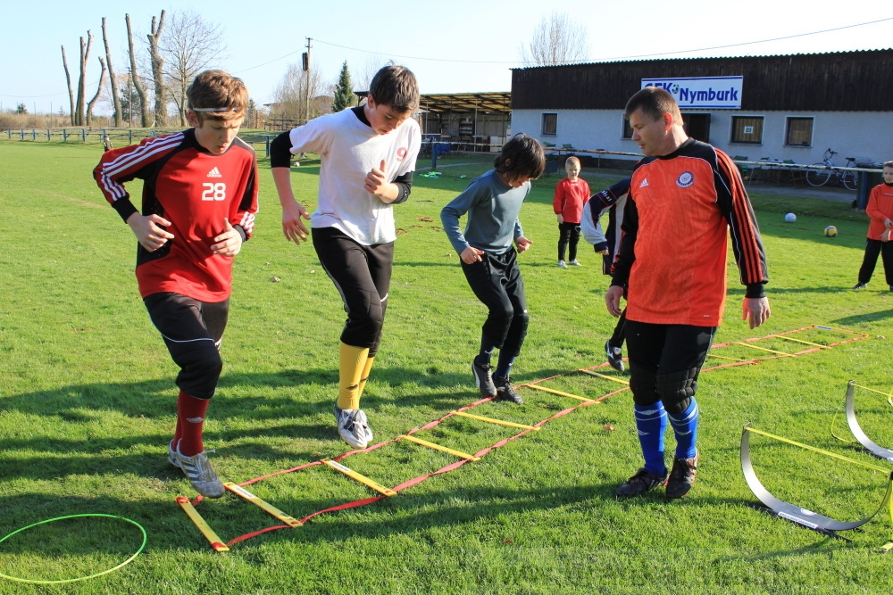 Branksk trnink BF - TJ AFK Nymburk - 28.3.2012