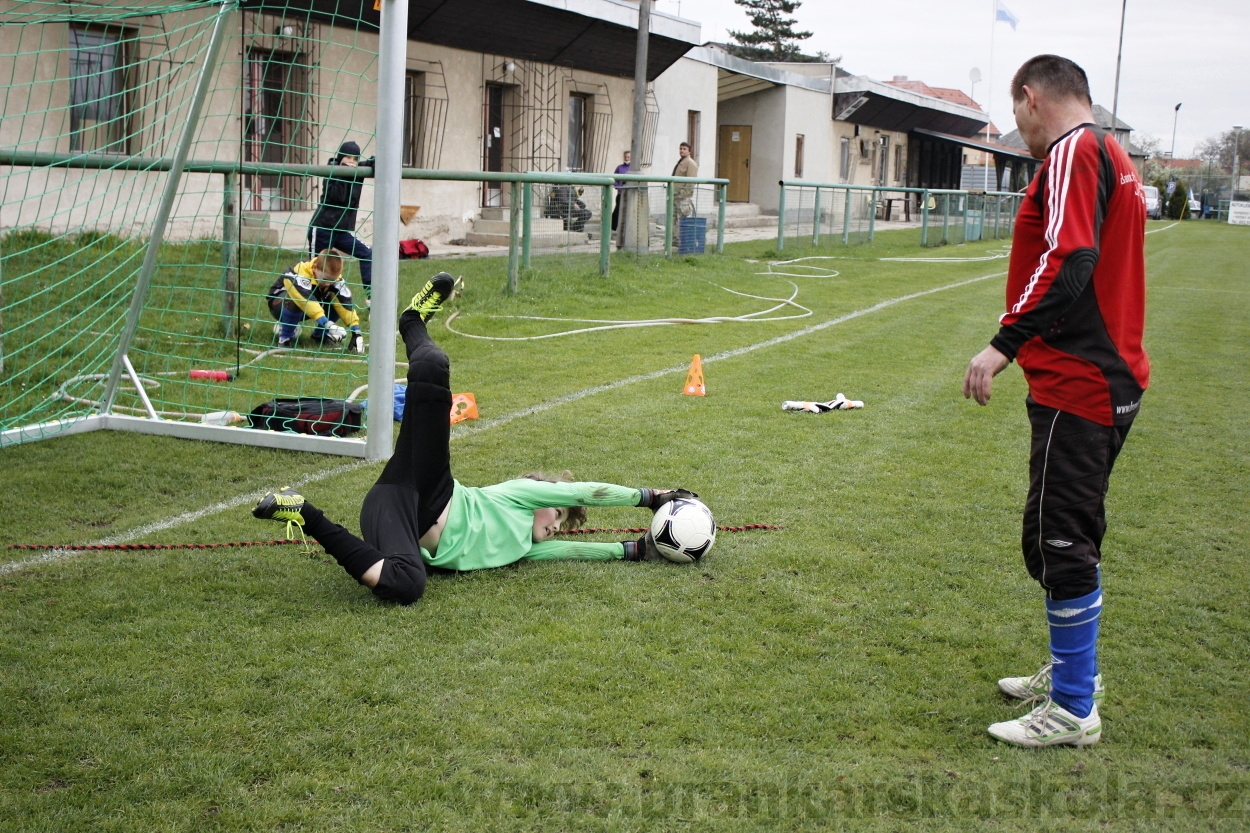 Brankářský trénink BFŠ - TJ Čechie Dubeč - 10.4.2014