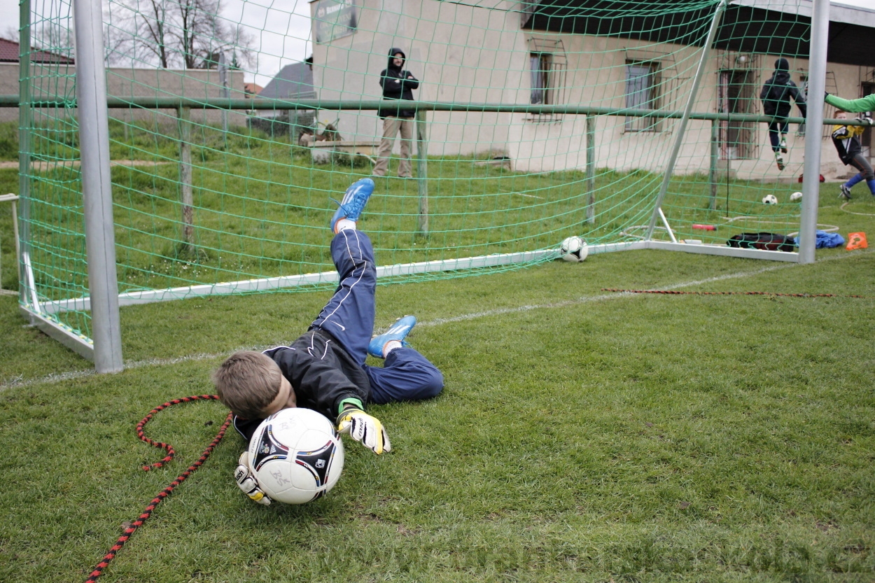 Brankářský trénink BFŠ - TJ Čechie Dubeč - 10.4.2014